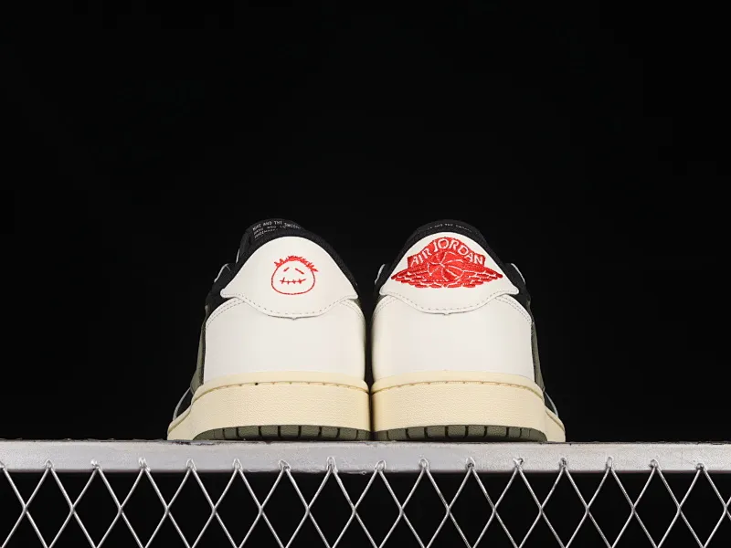 All Categories Air Jordan Jordan Series Basketball Shoes Air Jordan 1 Low LW Version Travis Scott x Air Jordan 1 Low OG AJ1 Joe 1 Joint Overhead DZ4137-106